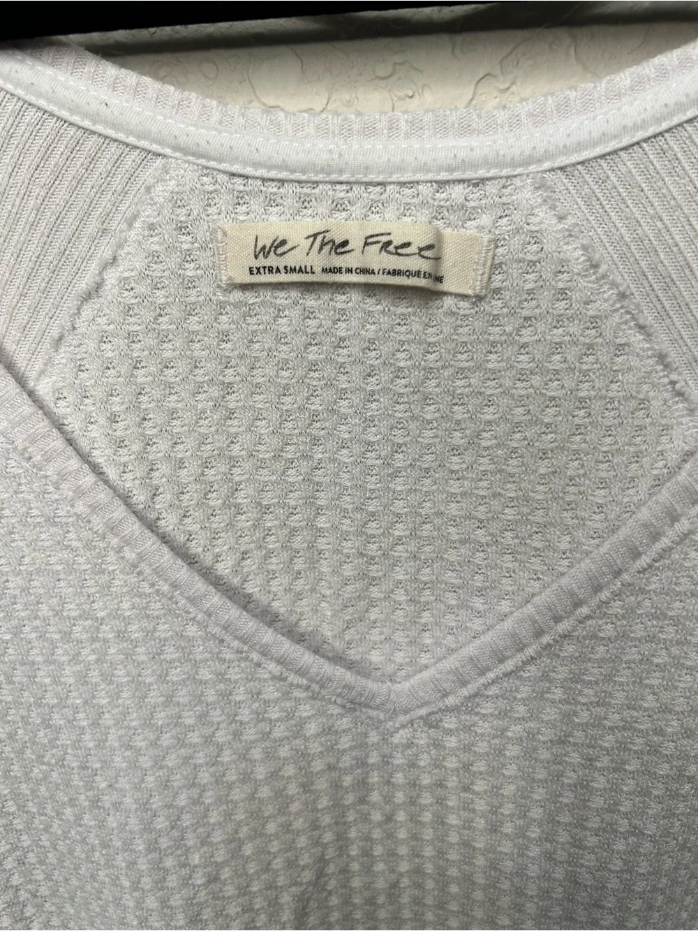 We The Free Free People White Waffle Knit V-Neck Thermal Top extra small - Picture 3 of 6
